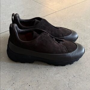 Men’s Zenga Triple Stitch Monte suede sneakers size 10.5 brand new